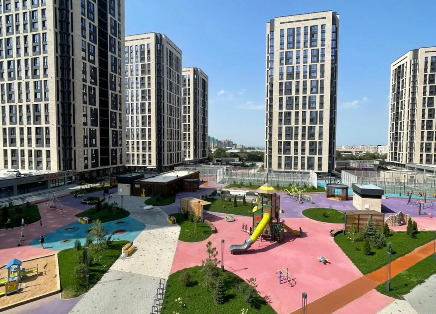 3-Rooms Apartment In The Center Of Almaty 0*,  Kazakhstan